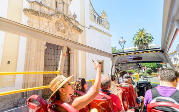 bus-turistico-3